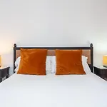 Marina I Beachfront By Holidays *
