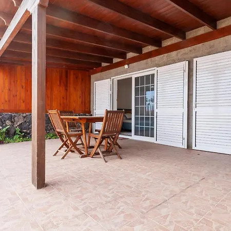 Vila Marina I Beachfront By Holidays