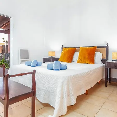 Marina I Beachfront By Holidays Vila Corralejo