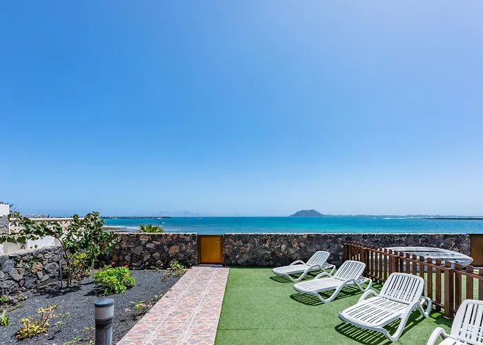 Marina I Beachfront By Holidays